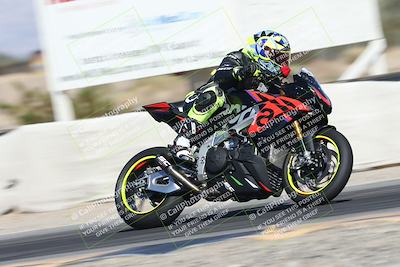 media/Oct-30-2025-Racers Edge (Thu) [[dabbdaf680]]/3-B Group/Session 5 (Turn 6)/